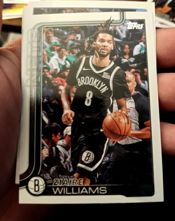 2025-26 Topps #9 Ziaire Williams — front