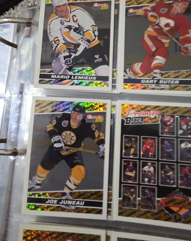 1993-94 Topps Premier Black Gold #12 Joe Juneau — front
