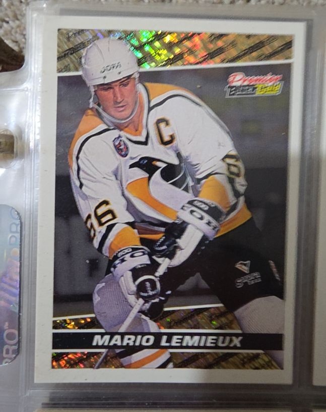 1993-94 Topps Premier Black Gold #9 Mario Lemieux — front