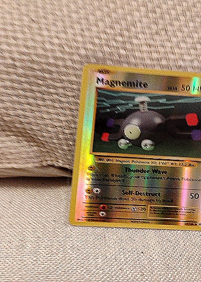 1999 Pokémon #53 Magnemite — front