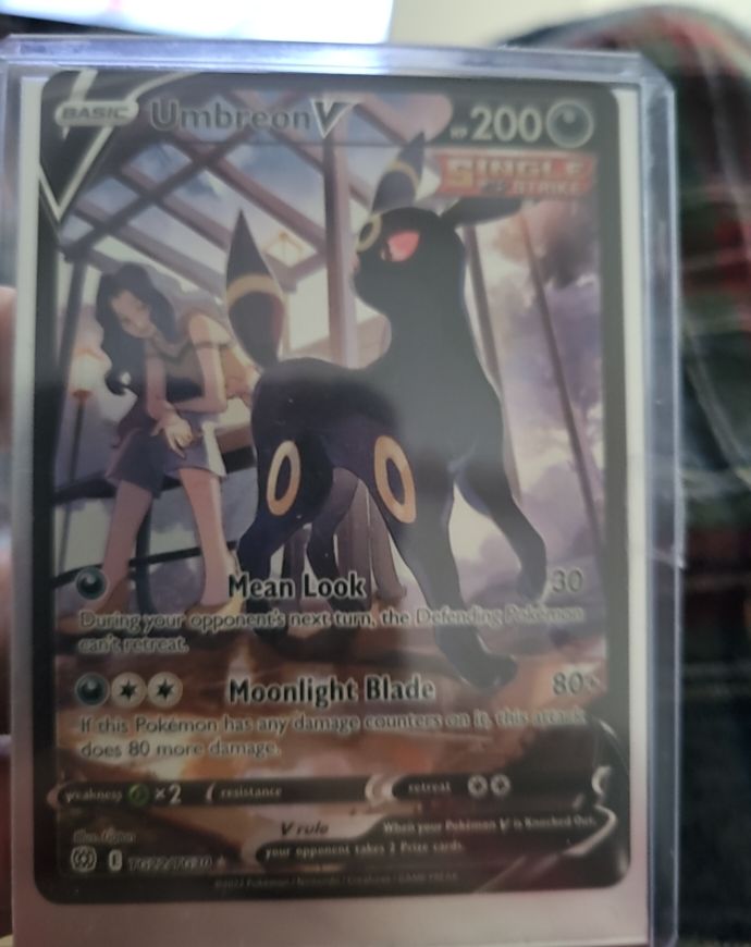 2022 Pokémon #TG22 Umbreon V — front