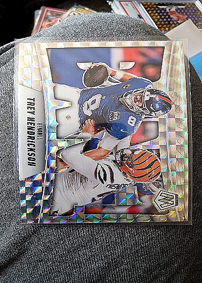 2025 Panini Mosaic Bang! #1 Trey Hendrickson — front