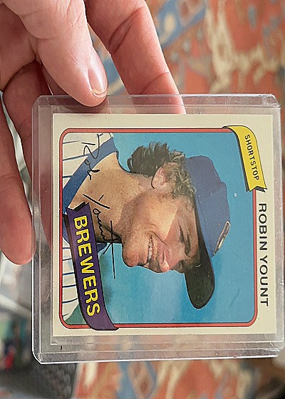 1980 Topps #220 Robin Yount — front
