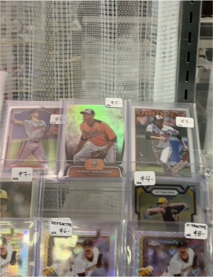 2023 Topps #3 Manny Machado — front