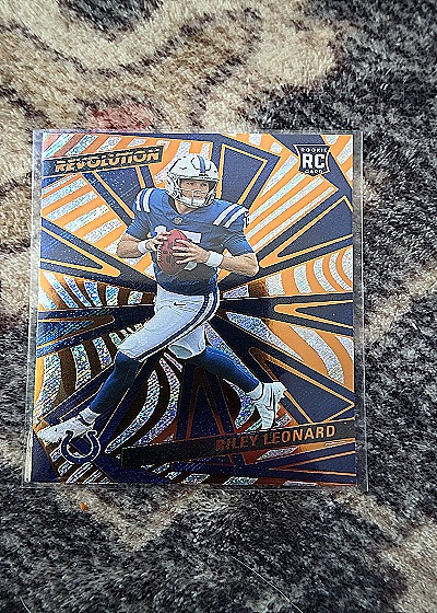 2025 Panini Revolution #237 Riley Leonard — front
