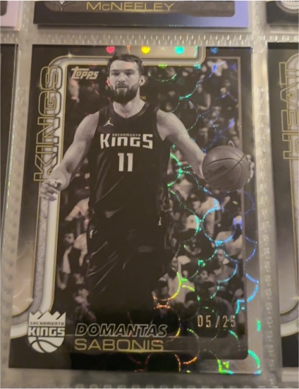 2025-26 Topps Blackout #167 Domantas Sabonis — front