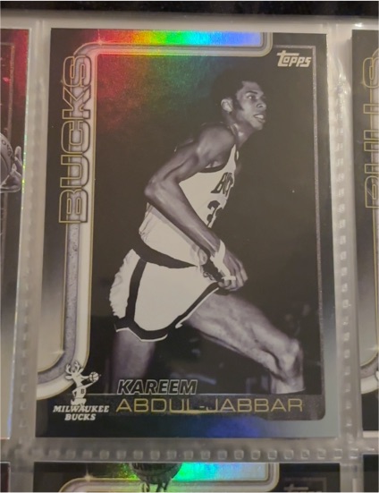 2025-26 Topps Basketball Blackout #259 Kareem Abdul-Jabbar — front