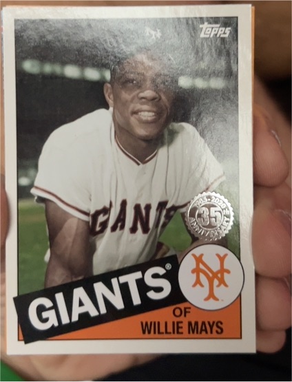 2020 Topps Update #85TB-25 Willie Mays 1985 Topps Baseball 35th Anniversary — front