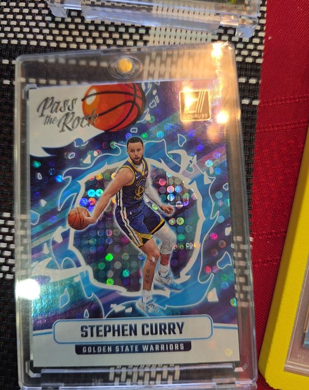 2024-25 Panini Donruss #5 Stephen Curry Pass the Rock — front