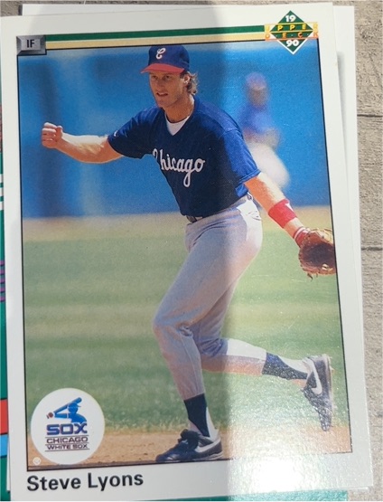 1990 Upper Deck #390 Steve Lyons — front