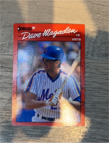 1990 Donruss #383 Dave Magadan — front
