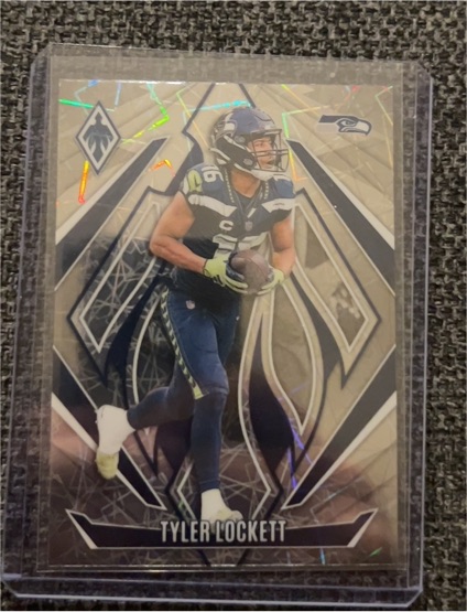 2024 Panini Phoenix #142 Tyler Lockett — front