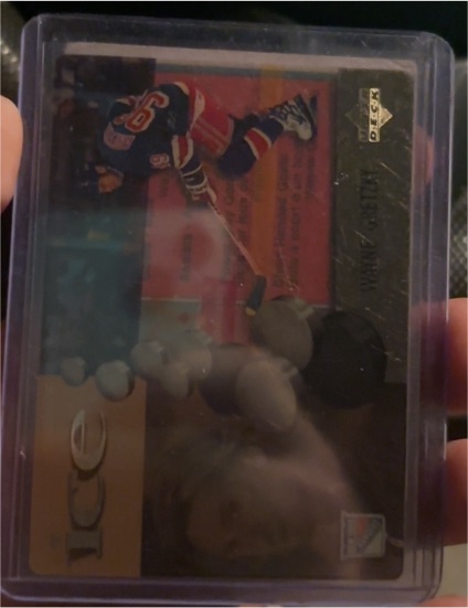 1998-99 Upper Deck McDonald's Ice #1 Wayne Gretzky — front
