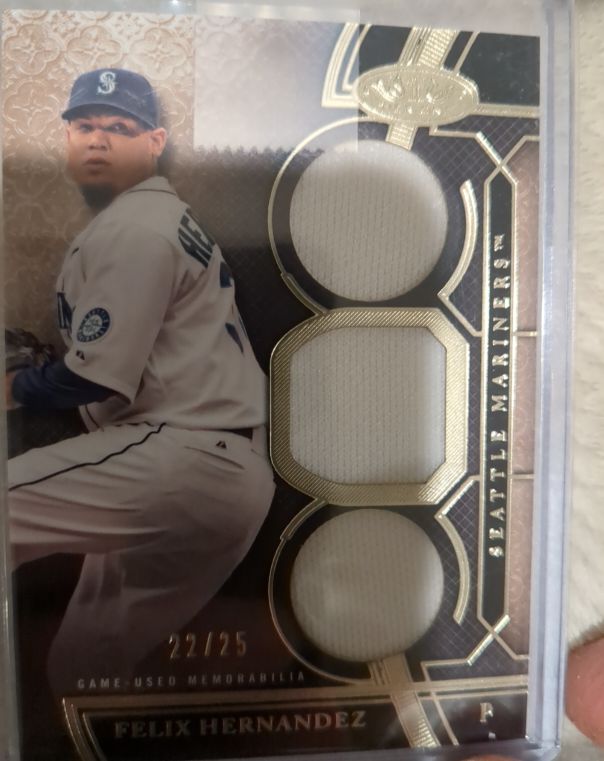 2015 Topps Tier One #TSR-FH Felix Hernandez — front