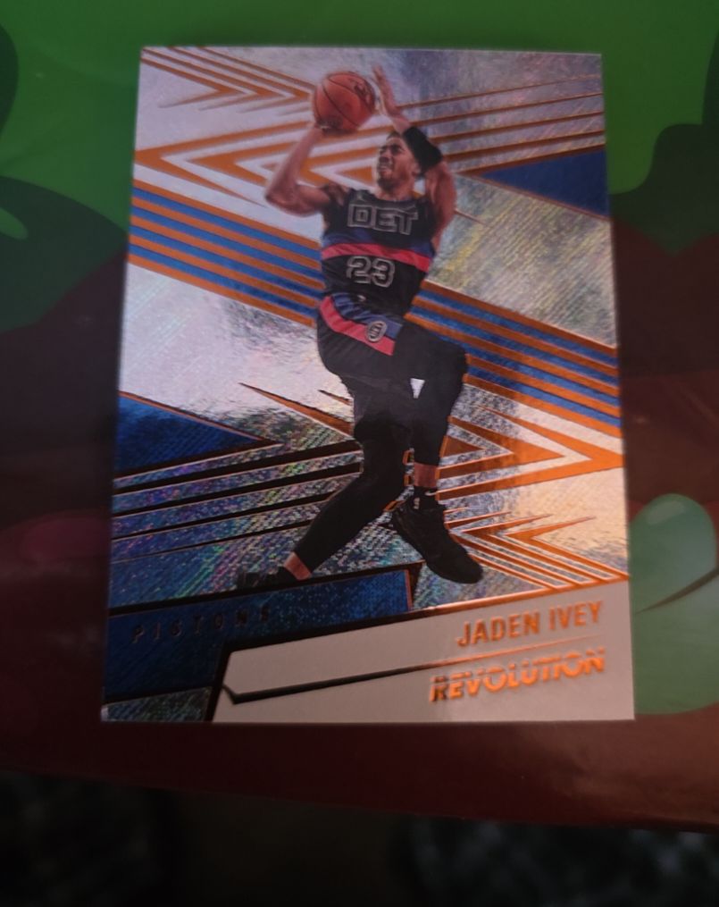 2024-25 Panini Revolution #62 Jaden Ivey — front