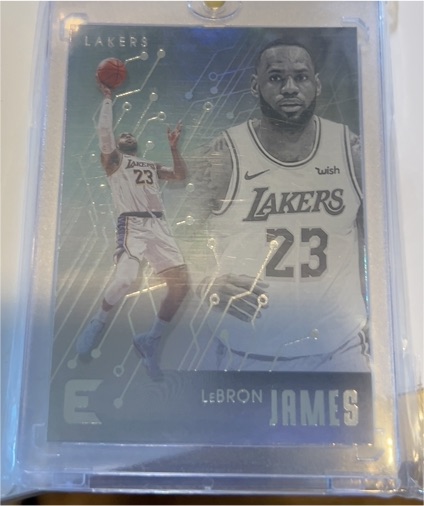 2019 Panini Chronicles Essentials #223 LeBron James — front
