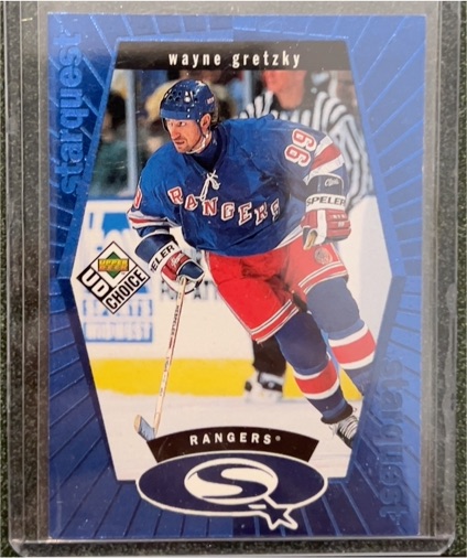 1998-99 Upper Deck Choice Starquest Blue #SQ1 Wayne Gretzky — front