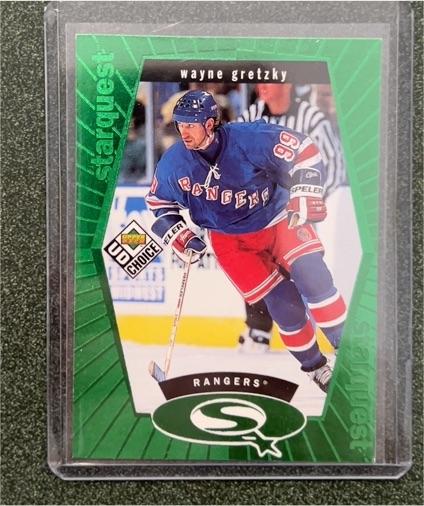 1998-99 Upper Deck UD Choice StarQuest #SQ1 Wayne Gretzky — front