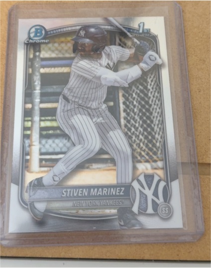 2025 Bowman Chrome #BCP-189 Stiven Marinez — front