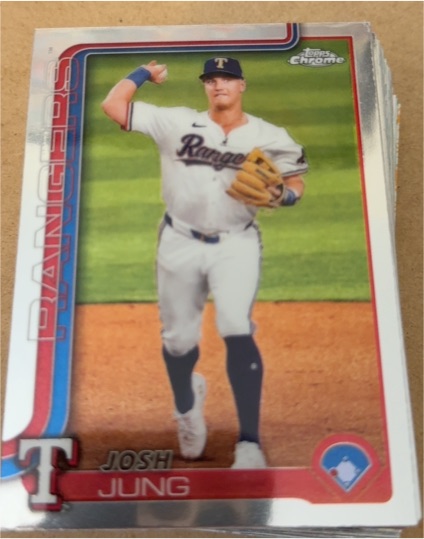 2025 Topps Chrome #220 Josh Jung — front