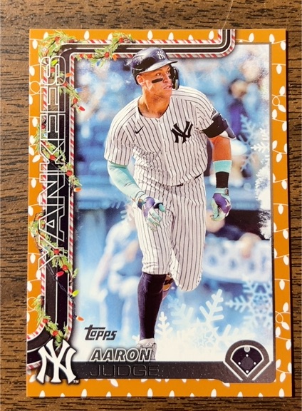 2025 Topps Holiday #H161 Aaron Judge — front