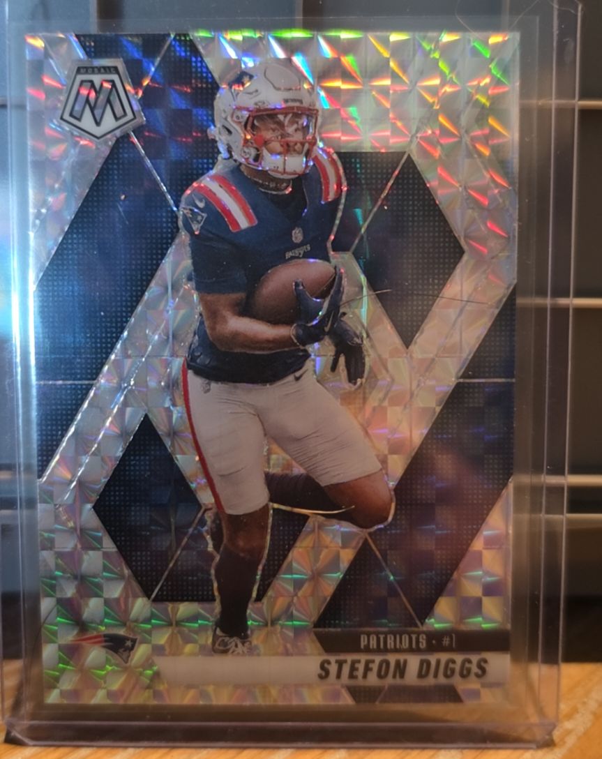 2024 Panini Mosaic #1 Stefon Diggs — front