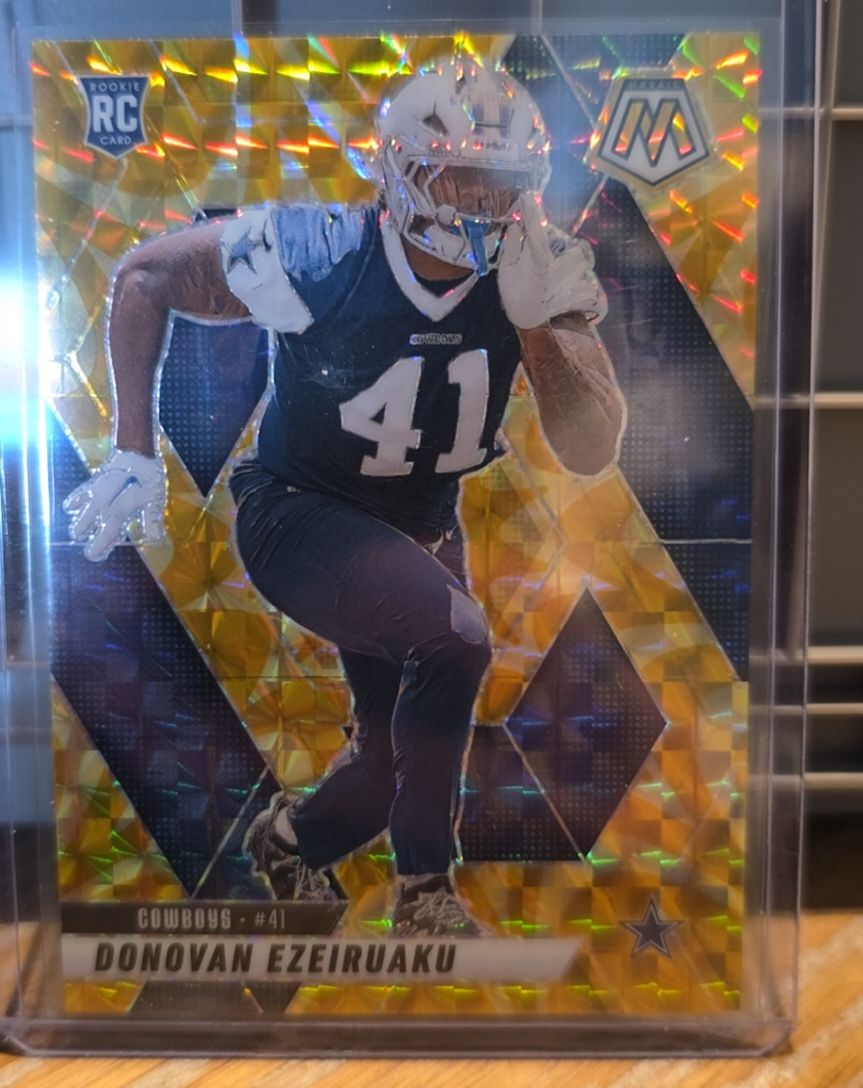 2025 Panini Mosaic #41 Donovan Ezeiruaku — front