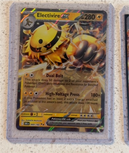 2015 Pokemon #069 Electivire ex — front