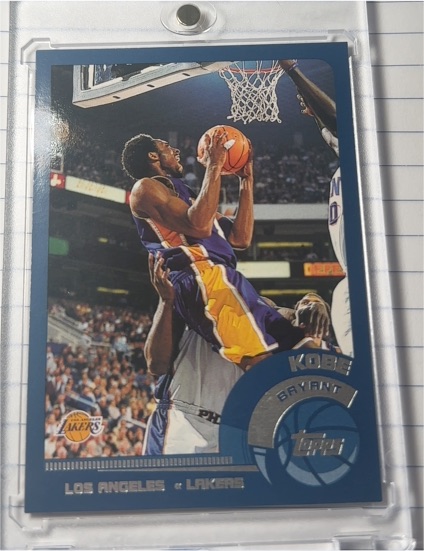 2002-03 Topps #25 Kobe Bryant — front
