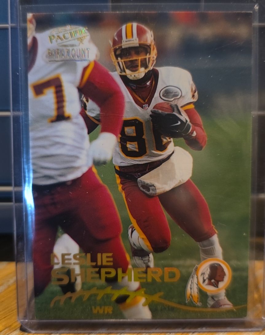 1997 Pacific Breakout #325 Leslie Shepherd — front