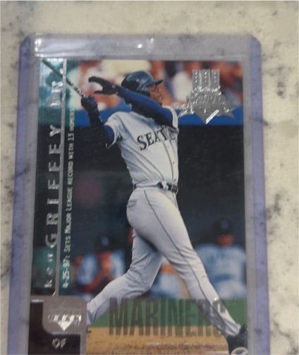 1995 Upper Deck #1 Ken Griffey Jr. — front