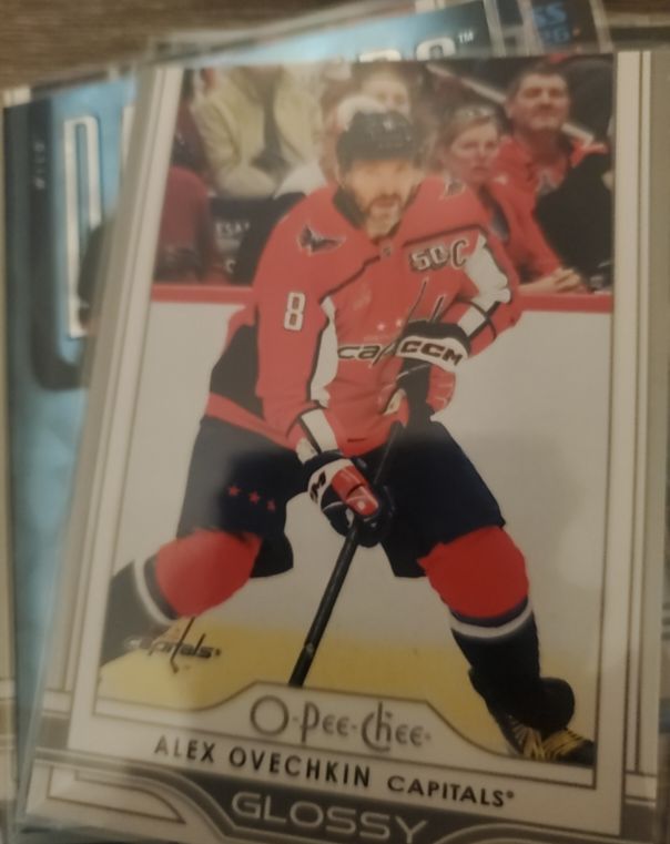 2025-26 Upper Deck Series 1 O-Pee-Chee Glossy #OG-8 Alex Ovechkin — front