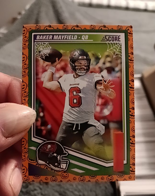 2025 Panini Score #213 Baker Mayfield — front