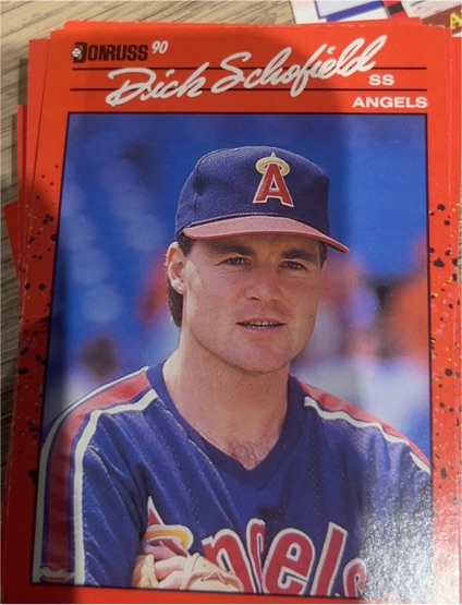 1990 Donruss #288 Dick Schofield — front