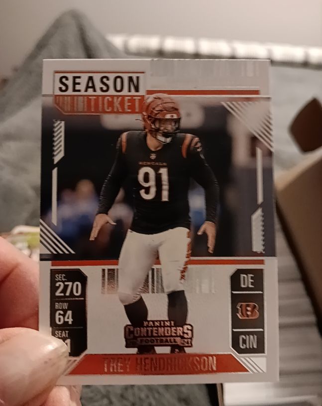 2024 Panini Contenders Season Ticket #19 Trey Hendrickson — front