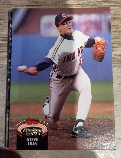 1992 Topps Stadium Club #365 Steve Olin — front