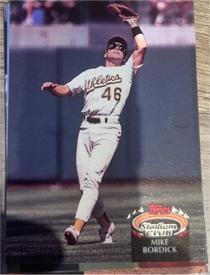 1993 Topps Stadium Club #46 Mike Bordick — front