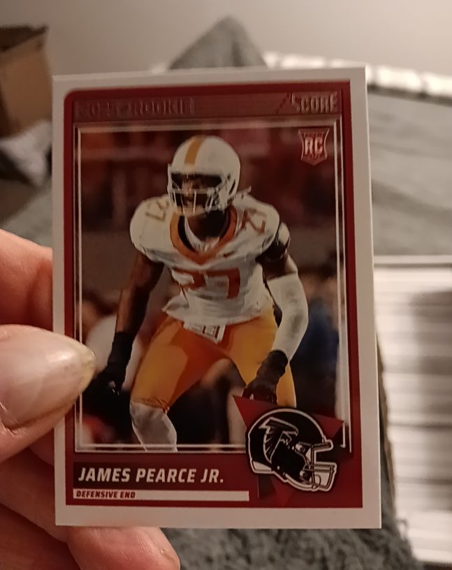 2025 Panini Score #26 James Pearce Jr. — front