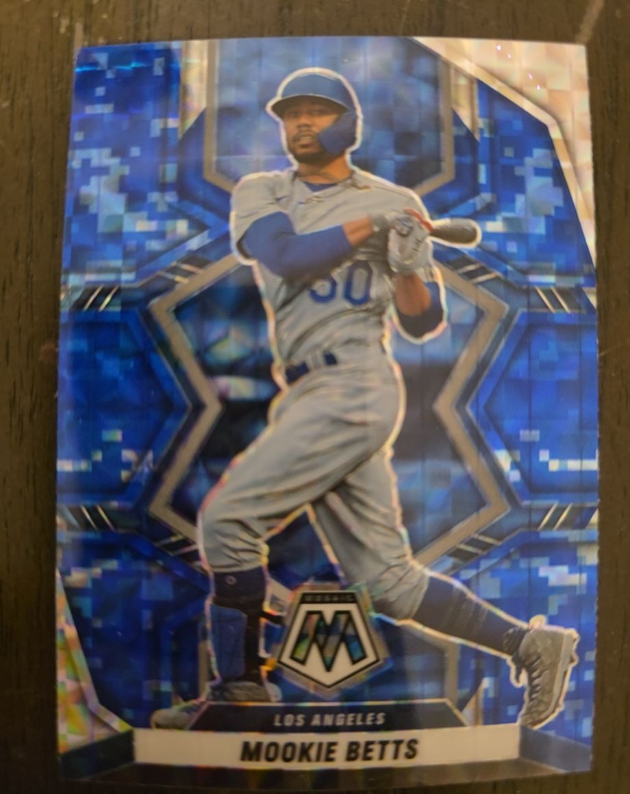 2022 Panini Mosaic #184 Mookie Betts — front