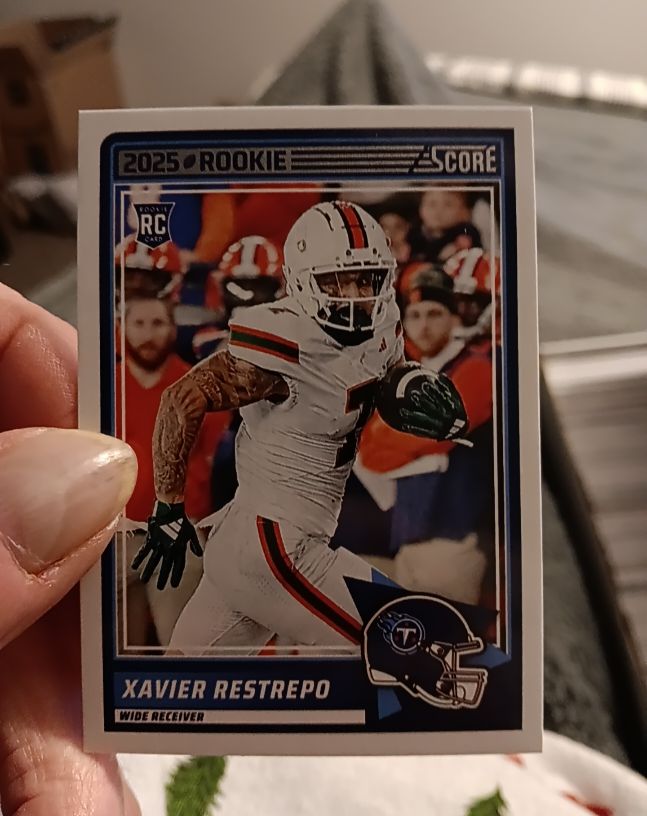 2025 Panini Score #6 Xavier Restrepo — front