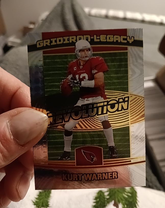 2025 Panini Revolution #25 Kurt Warner — front