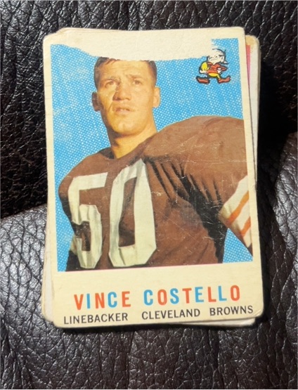 1959 Topps #158 Vince Costello — front
