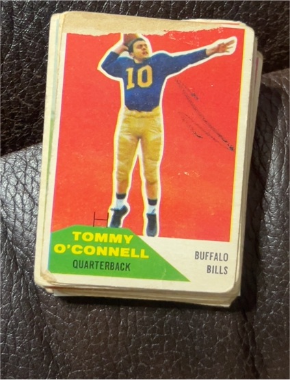1960 Fleer #19 Tommy O'Connell — front