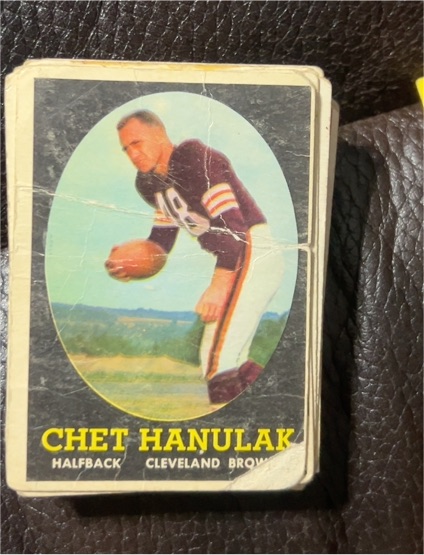 1958 Topps #45 Chet Hanulak Cleveland Browns — front