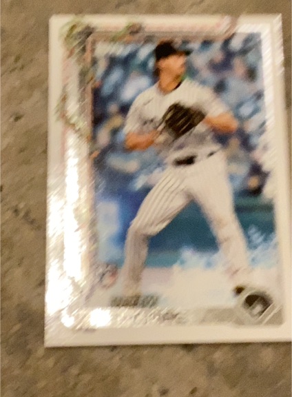2025 Topps Holiday #H6 Drew Thorpe Rookie Card — front