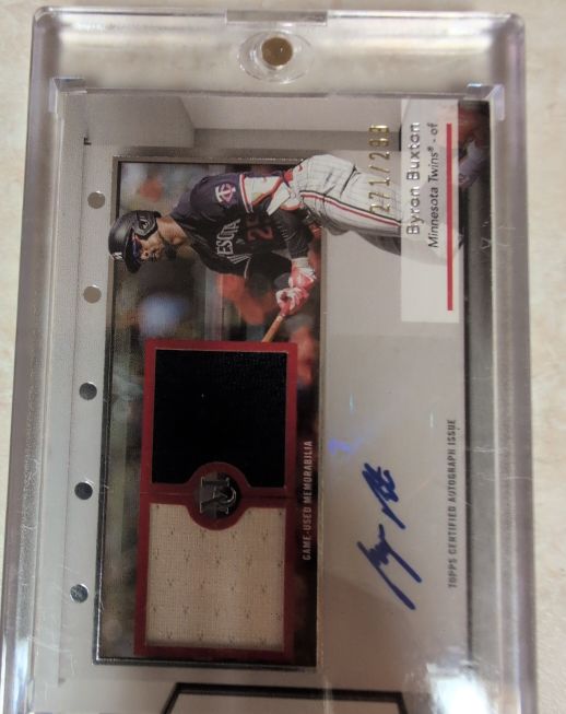 2024 Topps Museum Collection Signature Swatches Dual Relic Autograph Byron Buxton #SWDRA-BB — front