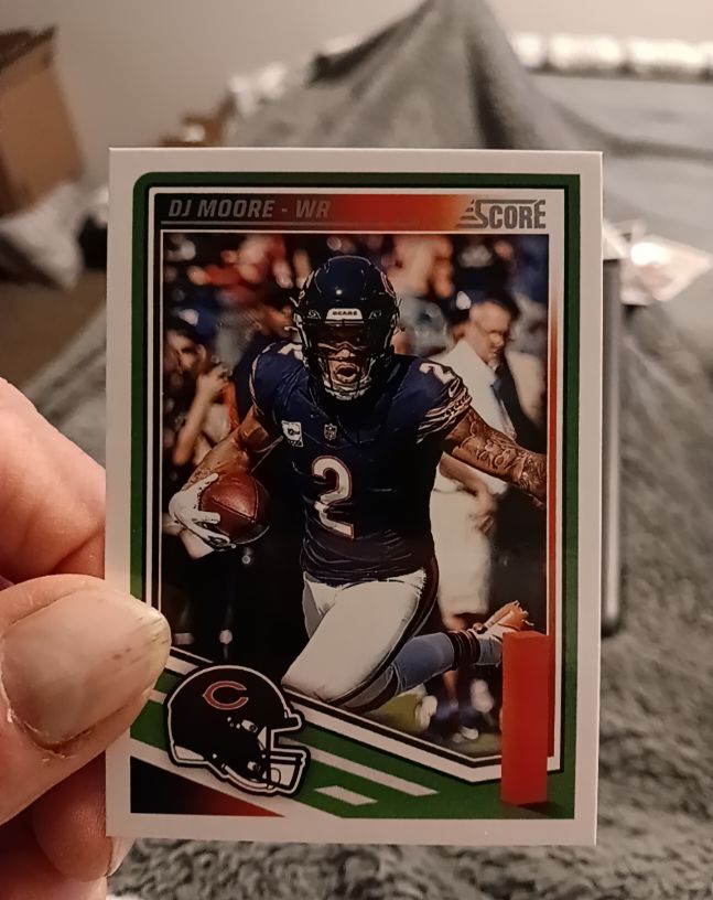2025 Panini Score #254 DJ Moore — front