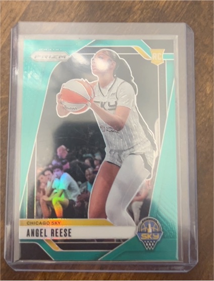 2024 Panini Prizm WNBA #10 Angel Reese — front