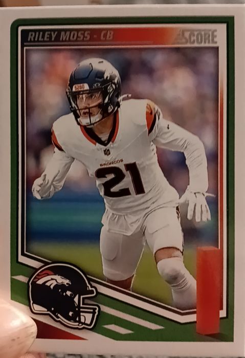 2025 Panini Score #251 Riley Moss — front
