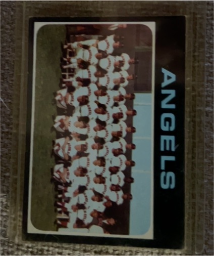 1971 Topps #442 California Angels Team — front